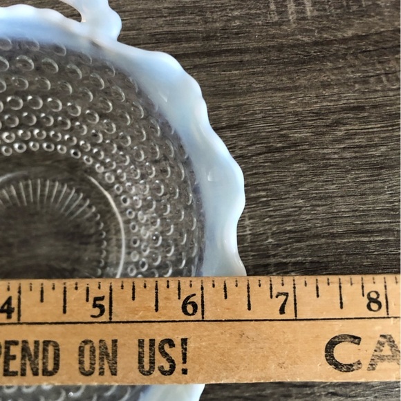 Vtg Hobnail Handled Bowl with Opal Rim - Picture 13 of 14